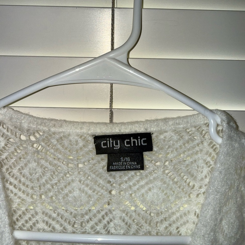 City Chic Cream Textured Wrap Robe - Picture 2 of 9